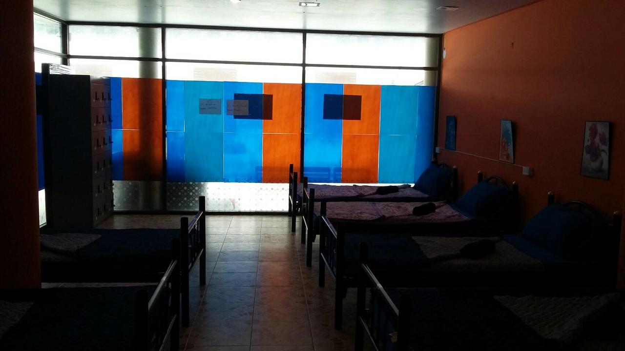 Blue Hostel Хад-Рін Екстер'єр фото